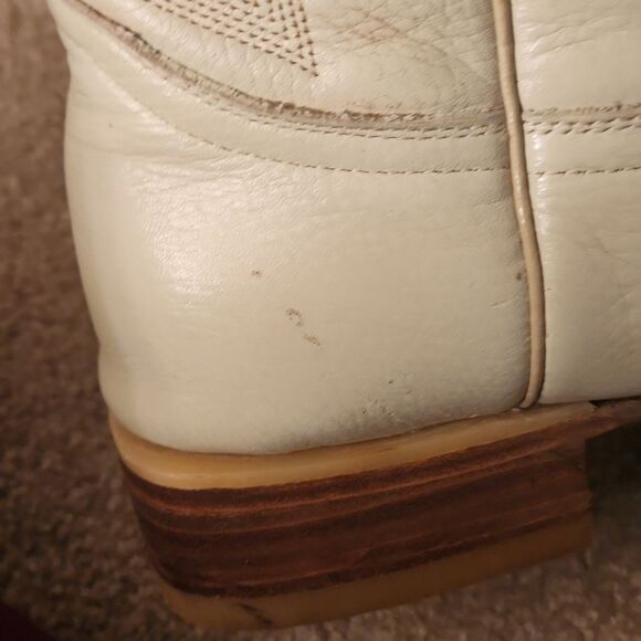 Dos De Oro Women's White Leather Western Boots w/ Gold Stitch Detailing Size 6 - Picture 14 of 14